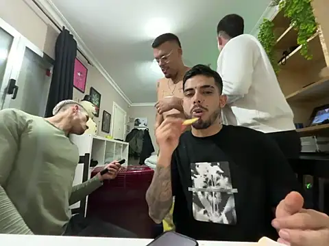 Chicos defiesta online show from 01-07-25, 09:25