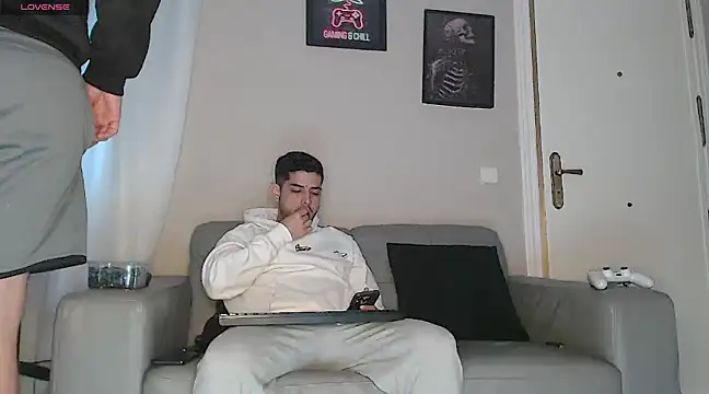 Chicos defiesta online show from 01-21-25, 04:58