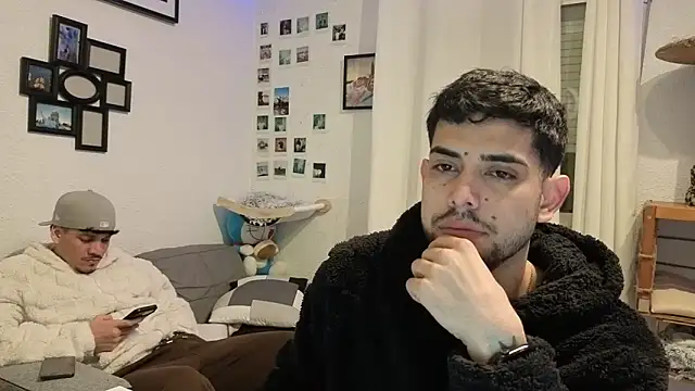 Chicos defiesta online show from 03-07-26, 01:24