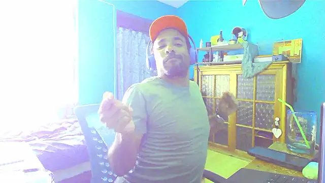        the online show from 03-06-26, 07:10