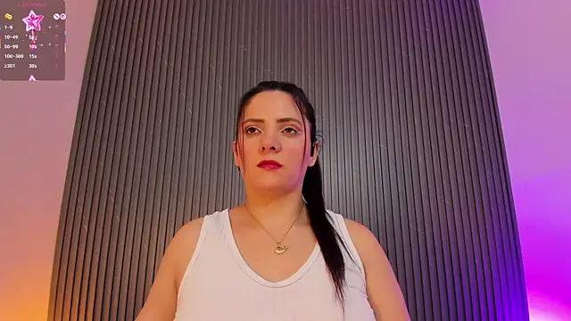 Snapshot of gaby_flow chatting on 05-17-26, 01:14 gaby flow online show from 05-17-26, 01:14