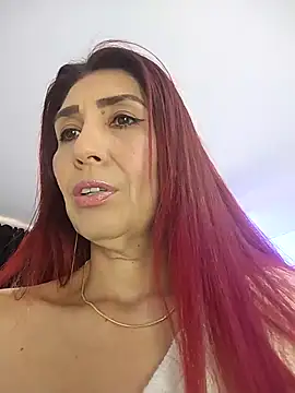 Snapshot of Perla_Franco chatting on 02-20-25, 10:37 Perla Franco online show from 02-20-25, 10:37