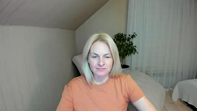 Alicee Gracee online show from 01-16-25, 03:13