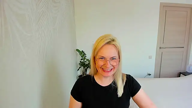 Alicee Gracee online show from 03-30-26, 08:48