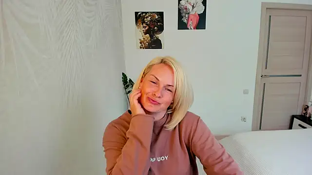 Alicee Gracee online show from 07-17-26, 10:44