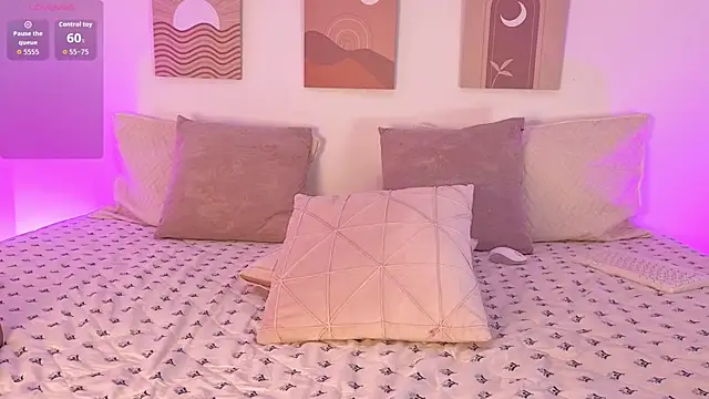 Mia Heartt online show from 12-02-25, 07:53