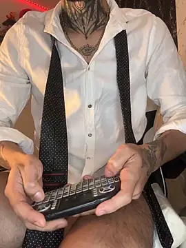 Snapshot of Anthony-Martin chatting on 09-19-25, 12:17 Anthony-Martin online show from 09-19-25, 12:17