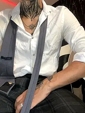 Snapshot of Anthony-Martin chatting on 09-23-25, 12:19 Anthony-Martin online show from 09-23-25, 12:19