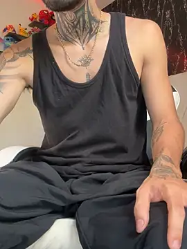 Snapshot of Anthony-Martin chatting on 09-25-25, 05:38 Anthony-Martin online show from 09-25-25, 05:38