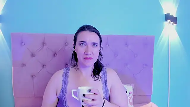 kyoakane online show from 12-16-24, 09:03