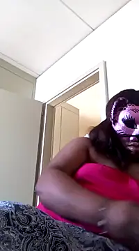 Snapshot of bonbonaumiel chatting on 01-19-25, 01:55 bonbonaumiel online show from 01-19-25, 01:55