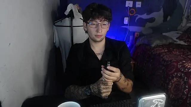 Dereck Dickson online show from 12-01-25, 03:00