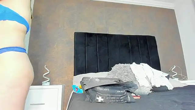 Snapshot of NaxaAndLexi_ chatting on 02-11-25, 01:30 NaxaAndLexi online show from 02-11-25, 01:30
