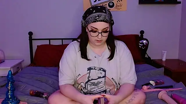 CherryDakota online show from 02-22-25, 02:17