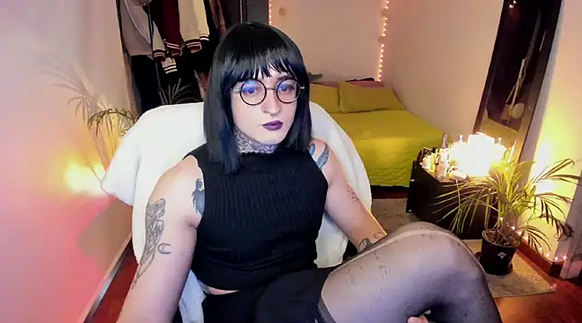 ShiiraVelkor online show from 02-13-25, 10:02