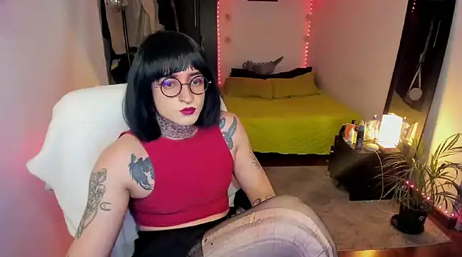 ShiiraVelkor online show from 02-22-25, 01:24