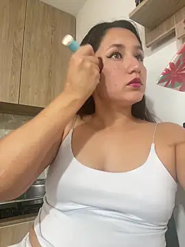 Snapshot of AmaiaFerrer chatting on 02-25-25, 07:47 AmaiaFerrer online show from 02-25-25, 07:47