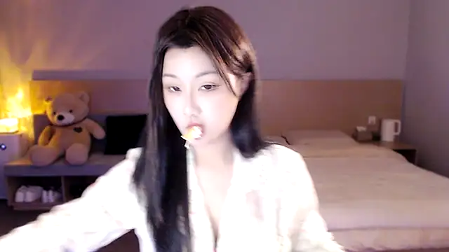 Lucky-baby online show from 12-14-24, 03:25