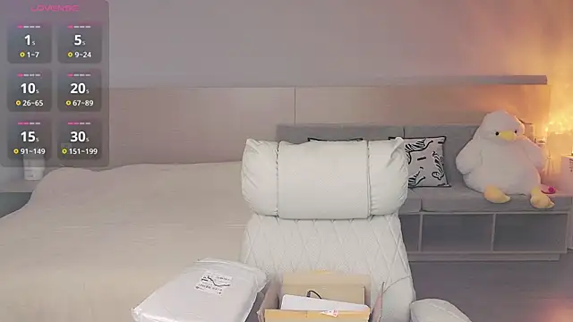 Lucky-baby online show from 10-13-25, 01:11