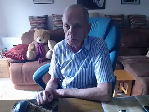 Snapshot of Ferret7777 chatting on 08-05-26, 07:17 Ferret7777 online show from 08-05-26, 07:17