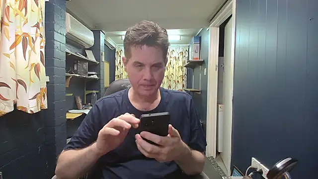 tilobinder online show from 02-18-26, 01:18