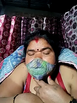 Snapshot of Hot_Falguni chatting on 02-07-25, 12:20 Hot Falguni online show from 02-07-25, 12:20