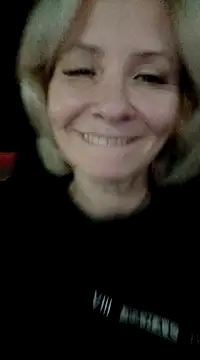 Snapshot of Milen_Milf chatting on 12-23-24, 01:24 Milen Milf online show from 12-23-24, 01:24
