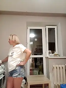 Snapshot of Milen_Milf chatting on 01-22-25, 09:54 Milen Milf online show from 01-22-25, 09:54