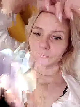 Snapshot of Milen_Milf chatting on 03-23-26, 11:03 Milen Milf online show from 03-23-26, 11:03