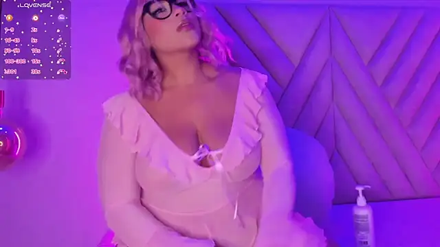 SussieRogers online show from 09-20-25, 01:01