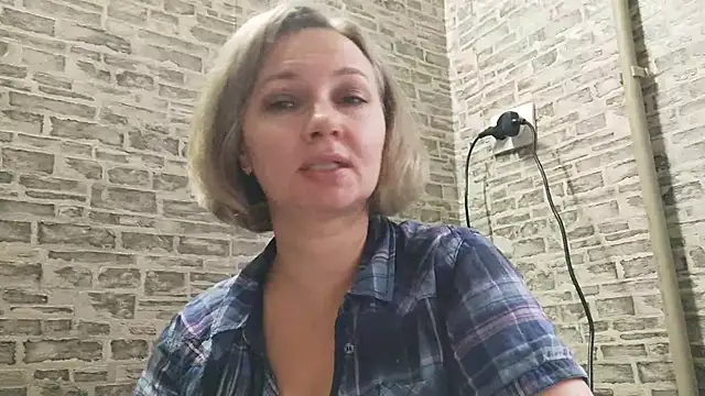 EdithManning online show from 01-24-25, 08:55