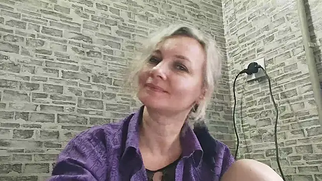 EdithManning online show from 02-02-25, 10:13