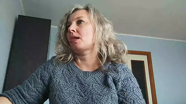 EdithManning online show from 04-23-26, 01:02