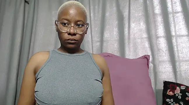 CherryOnTop22 online show from 03-11-25, 09:45