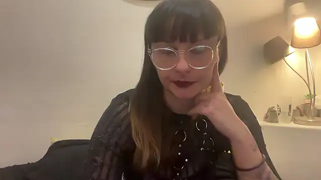 Snapshot of Lolavos chatting on 01-05-26, 11:08 Lolavos online show from 01-05-26, 11:08