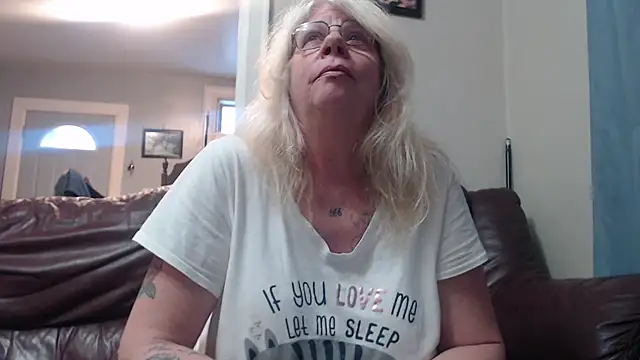 canadiancougar1965 online show from 02-16-25, 10:21