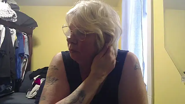 canadiancougar1965 online show from 03-20-26, 04:34