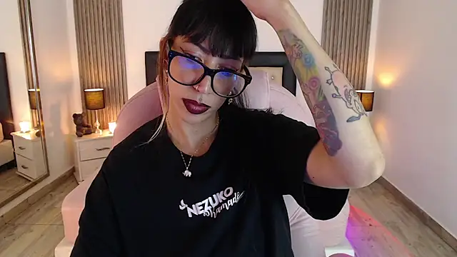 Sam mansson66 online show from 02-11-25, 03:18