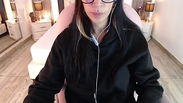 Sam mansson66 online show from 02-14-25, 12:14