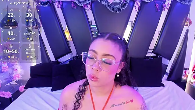 antonelllepiercee online show from 12-17-25, 11:16