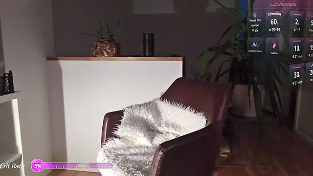 Snapshot of Alex_cut chatting on 12-15-24, 02:05 Alex cut online show from 12-15-24, 02:05