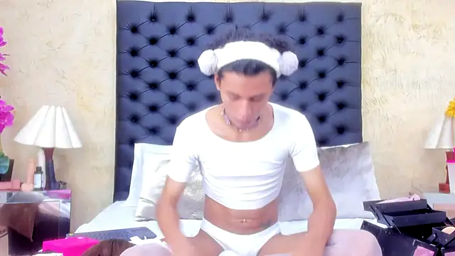 NahomiWhitel online show from 11-27-25, 03:03