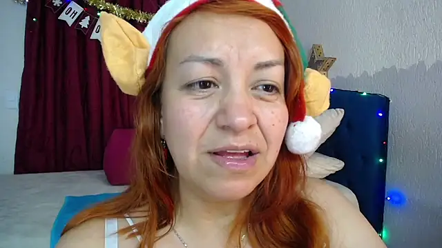 Snapshot of Delilah_Belmont chatting on 12-23-24, 11:17 Delilah Belmont online show from 12-23-24, 11:17