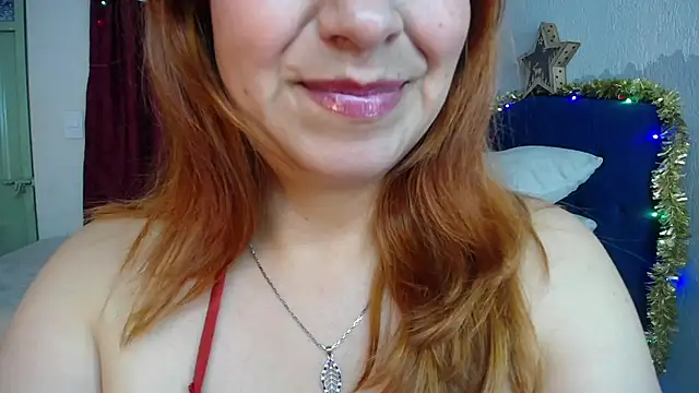 Snapshot of Delilah_Belmont chatting on 12-31-24, 07:29 Delilah Belmont online show from 12-31-24, 07:29