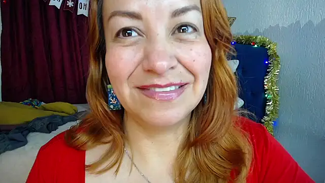 Snapshot of Delilah_Belmont chatting on 01-06-25, 12:27 Delilah Belmont online show from 01-06-25, 12:27