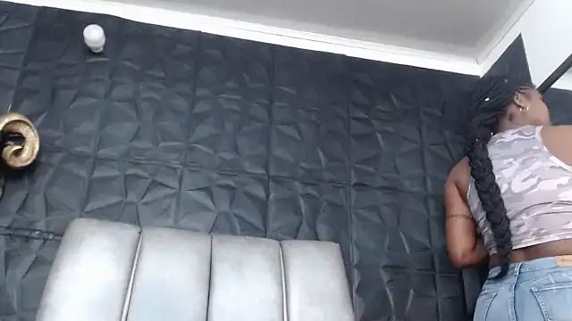 Hanna Fox 69 online show from 10-25-25, 12:34