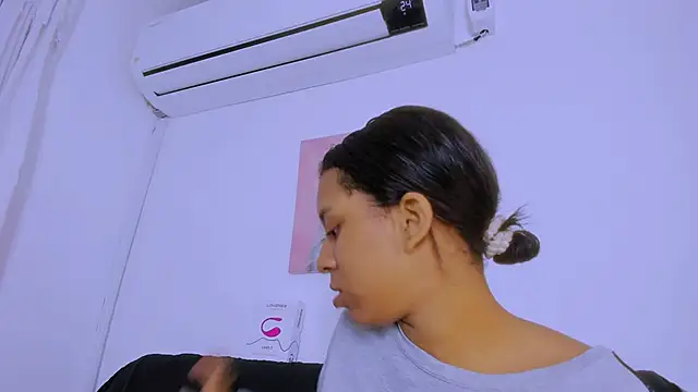 Fernanda brown18 online show from 09-25-25, 08:23