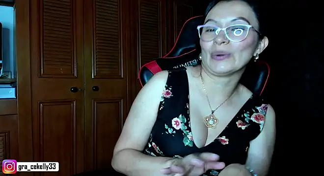 gracekelly12 online show from 01-08-25, 10:16