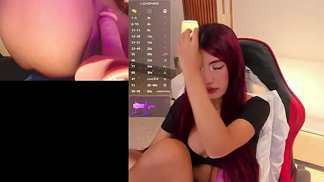 MiaVoss online show from 11-26-25, 10:00