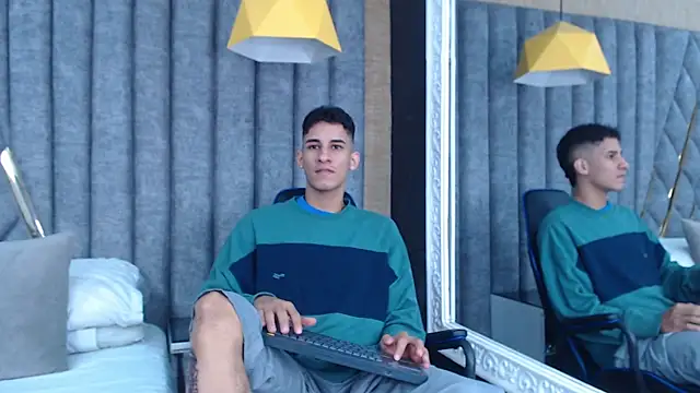 Snapshot of JakeMoxley chatting on 02-11-25, 02:24 JakeMoxley online show from 02-11-25, 02:24
